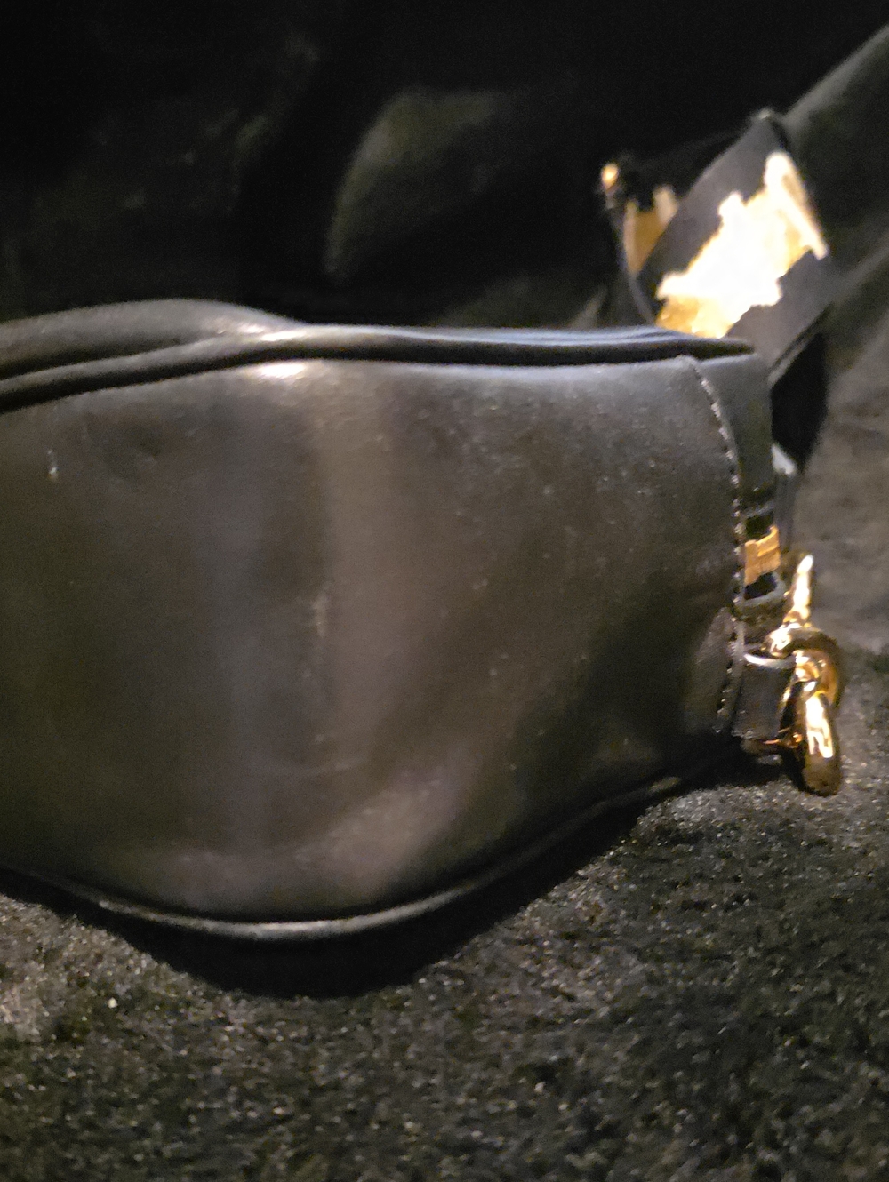 Marc Jacobs Black Crossbody Bag with Gold Logo Accent - Picture 4 of 6